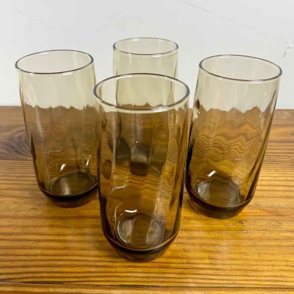 Vintage Libbey Smoked Glass Tumblers – Set of 4 | Mid-Century Modern Barware - Picture 15 of 15